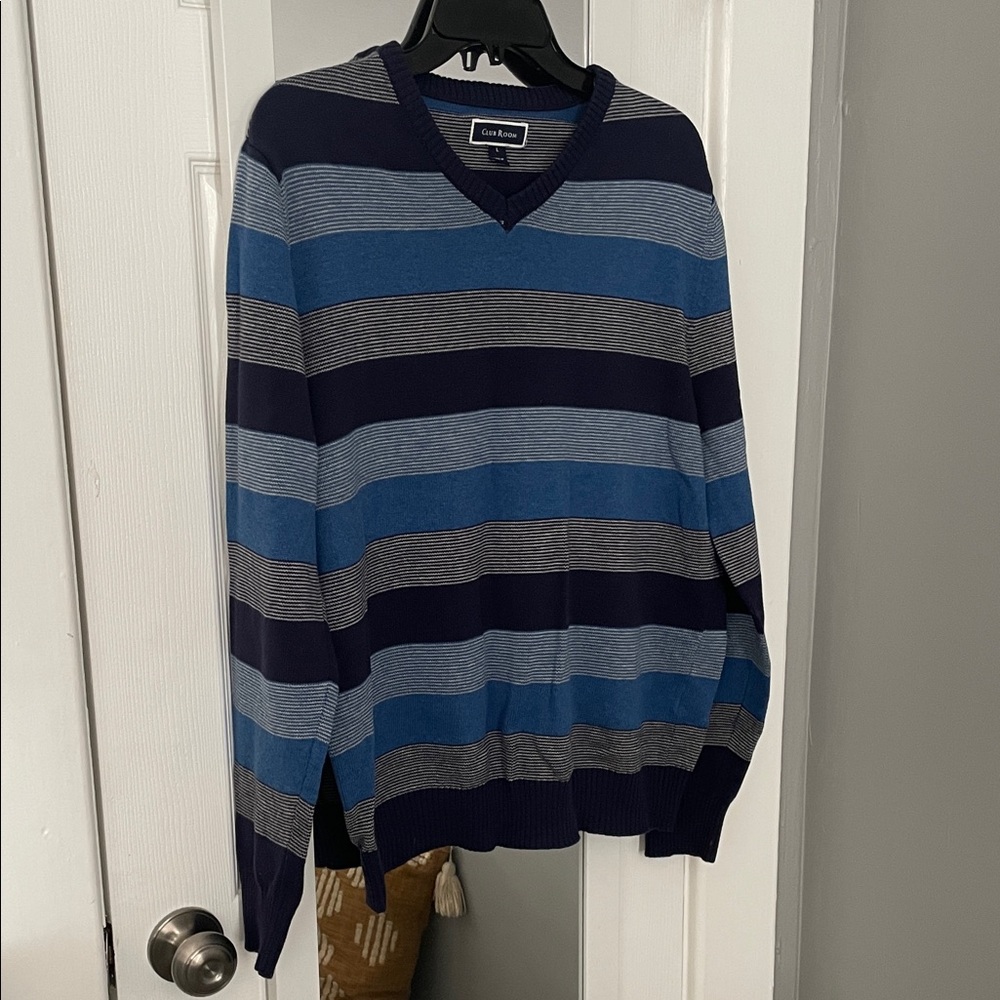 Club Room Men's V-Neck Sweater - Navy and Blue Stripes